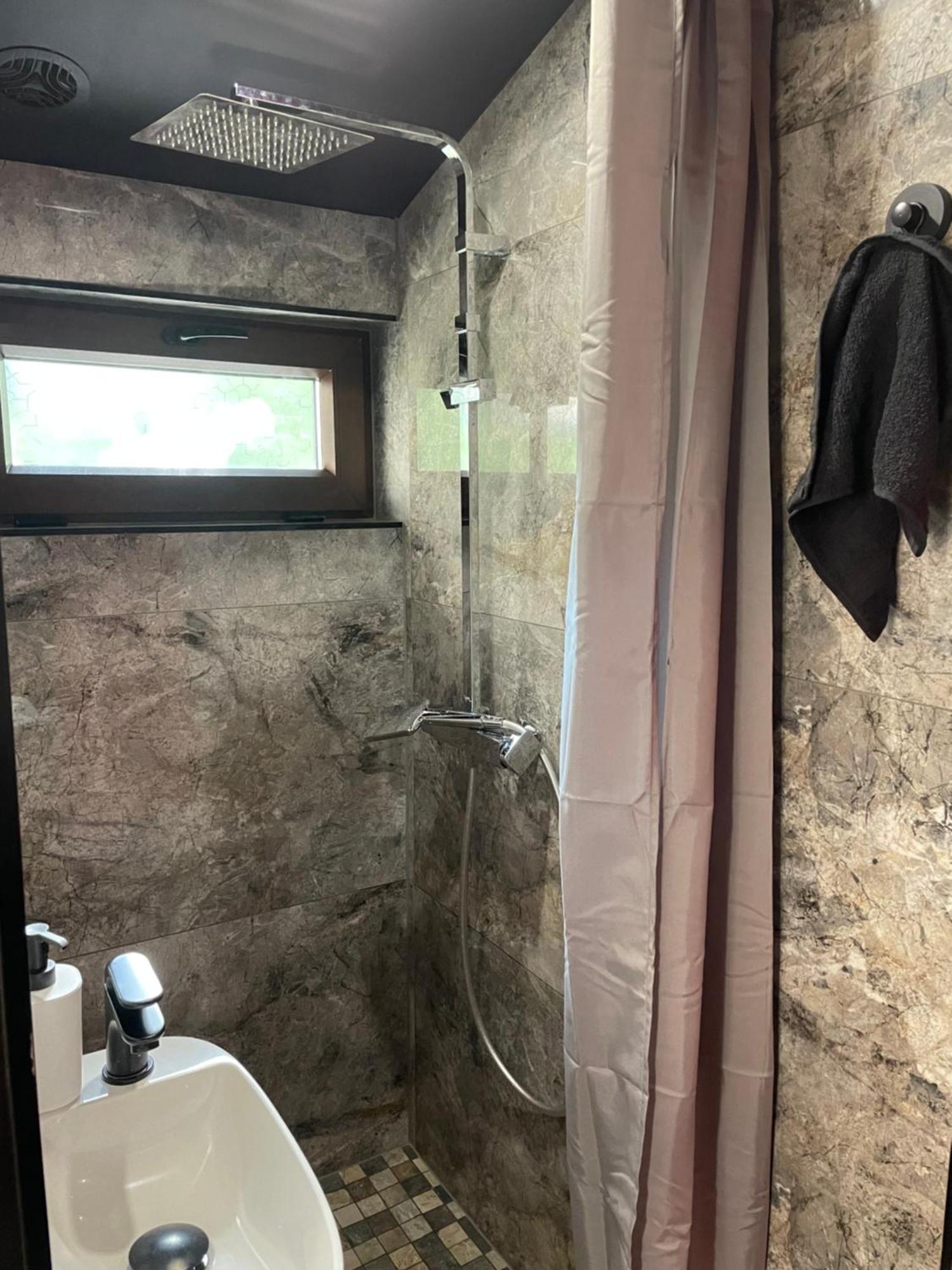 Jacuzzi Love Room Mulhouse Kültér fotó