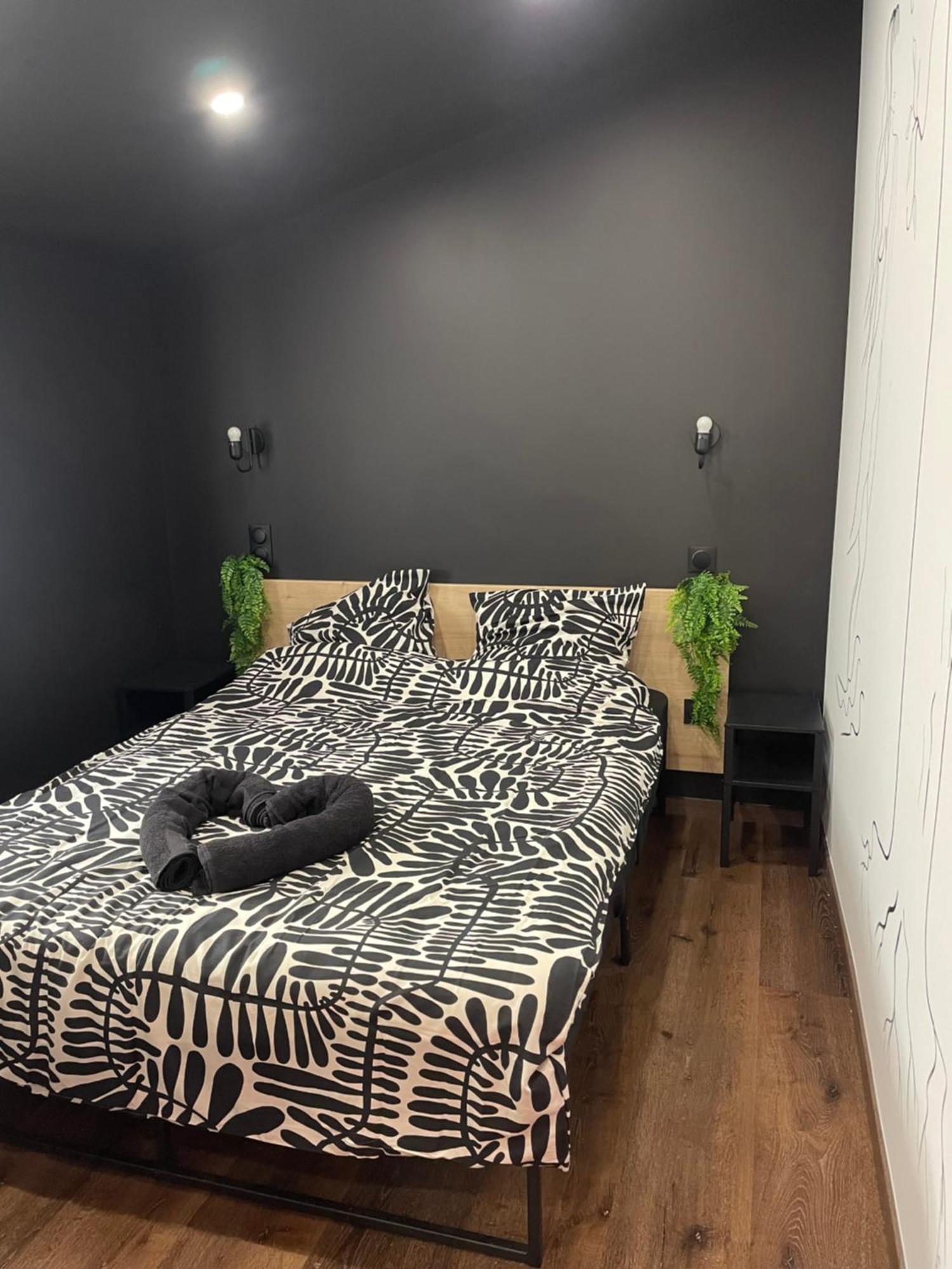 Jacuzzi Love Room Mulhouse Kültér fotó